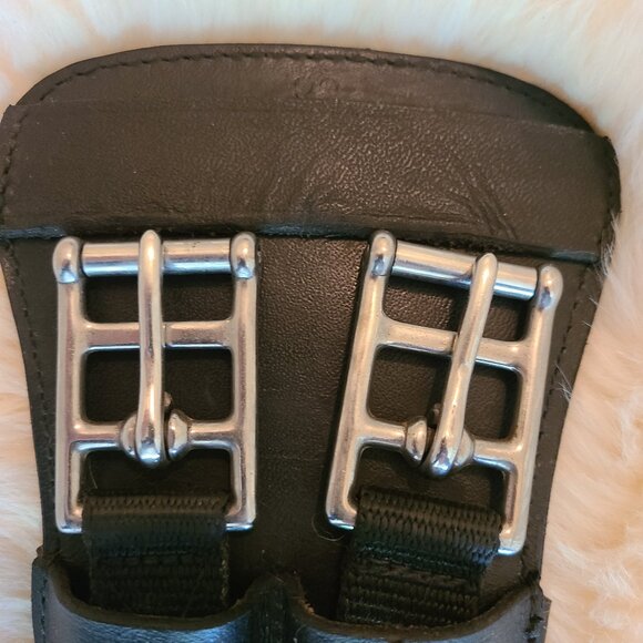 ThinLine Short (Dressage) Girth - Picture 3 of 5